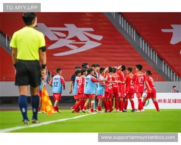 当今世界足球明星的崛起与影响力分析及未来发展趋势探讨